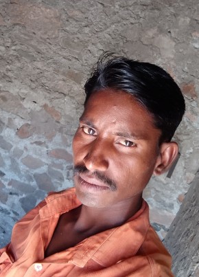 हिंदू, 18, India, Hāpur