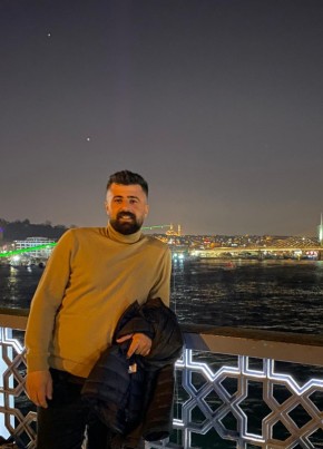 Suat, 30, Türkiye Cumhuriyeti, Erciş