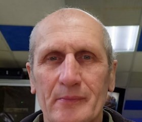 Михаил, 66 лет, Омск