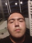 İ, 20, Baku