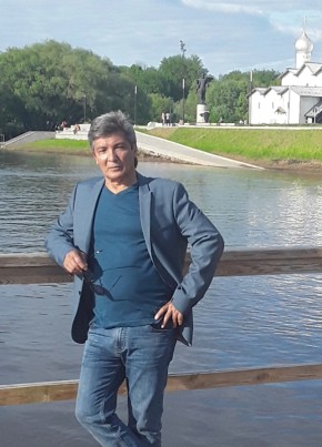 Уктам