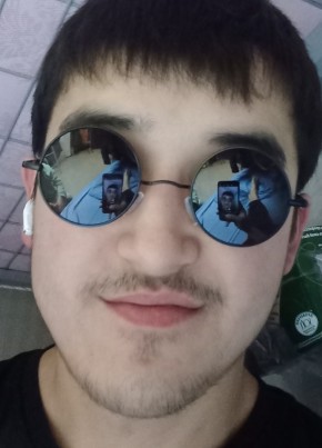 Ибрагим из Ярославли 22 года