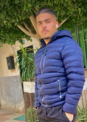 AbDou, 21, People’s Democratic Republic of Algeria, Chlef