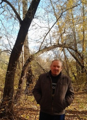 Юрий, 67, Россия, Давлеканово