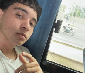 Deivis, 19, Barquisimeto
