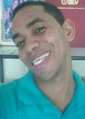 Misael Reyes, 34, República de Santo Domingo, Villa Francisca