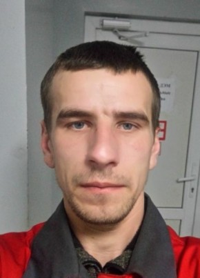 Максим, 35, Россия, Кромы