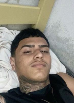 Henrique из Pentecoste 26 лет