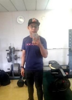 WanZo, 33, Malaysia, Cukai