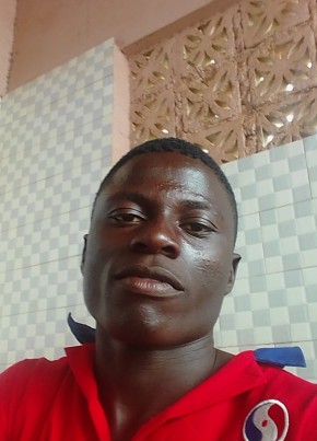 Emmanuel, 18, Uganda, Kampala