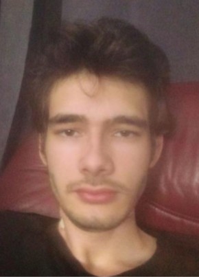Даниил из Елабуги 18 лет
