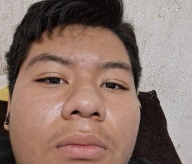 Yefri, 18, Chimaltenango