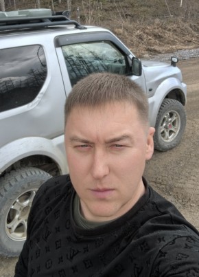 Дмитрий из Ванино 44 года