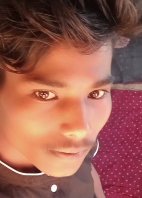 Adesh Rana, 20, India, Kulu