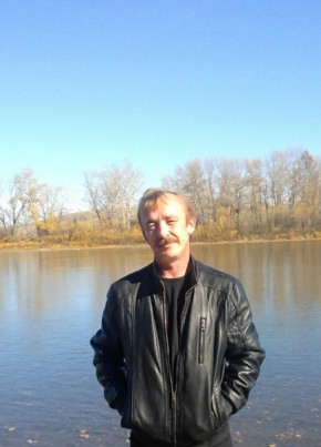 Сергей из Черногорска 47 лет