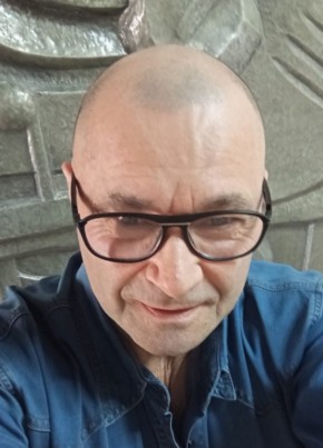 Андрей из Москвы 54 года