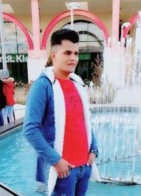 حسين, 19, جمهورية العراق, الفلوجة
