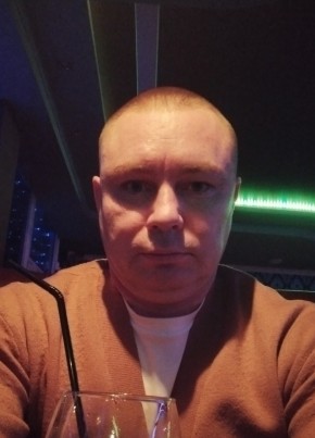Вова из Нижнесортымския 37 лет