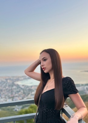Милана из Сочи 22 года