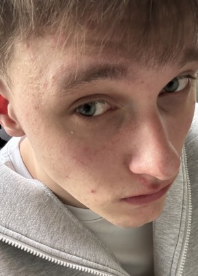 Андрей из Москвы 22 года