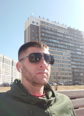 Артём из Тюмени 39 лет