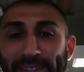 Misael, 30, Tijuana