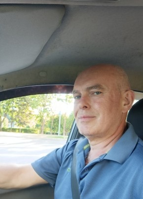 Андрей из Москвы 53 года