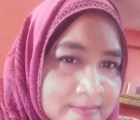 Wan Kamariah, 55, Kuala Terengganu