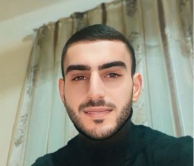 HOVO, 25, Frankfurt am Main