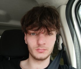 Jonatan, 23, Riga