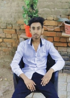 Chetan thakor, 18, India, Ahmedabad