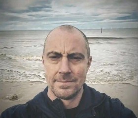 Dennis, 49, Stuttgart