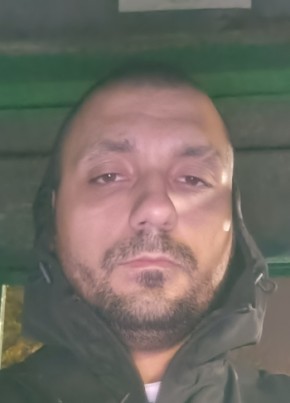 Денис из Южно-Сахалинска 37 лет