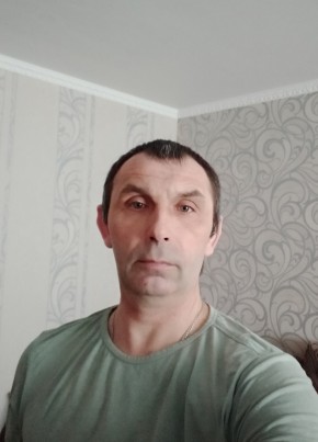 Александр из Тюмени 46 лет