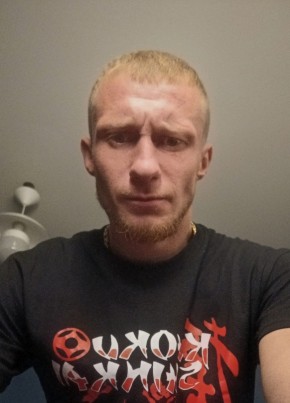 Макс из Владивостока 32 года
