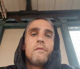 Rj, 26, New York City