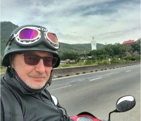 Evgeniy, 51, Nha Trang