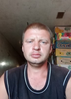 Артур, 36, Россия, Кущёвская