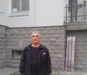 Виктор, 50 лет, Київ