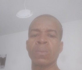 Pelikano, 37, Medellin