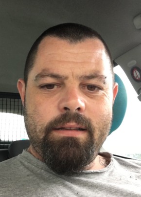 Pascal, 43, République Française, Vendôme