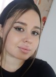 Irina, 24  , Moscow