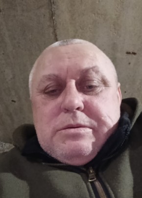Привіт я мущина из Киева 48 лет