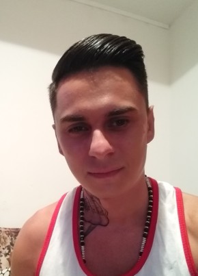 Franco, 24, Romania, Cluj-Napoca