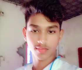 Akash, 19, Lalmanirhat