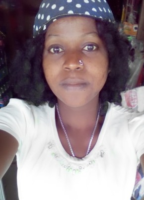 Shessy, 33, Nigeria, Lagos