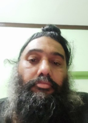 Gagandeep Singh, 44, India, Bālāchor