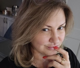 Anna, 50, Moscow