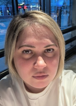 Юлия, 41, Россия, Зеленогорск (Красноярский край)