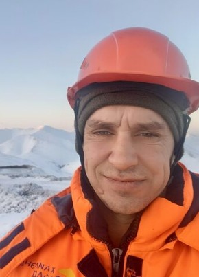 Олег из Магадана 45 лет